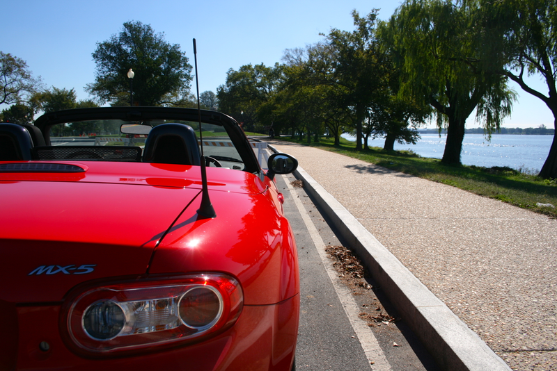 Illustration for article titled 2014 Mazda MX-5 Miata Club Edition: The Jalopnik Review
